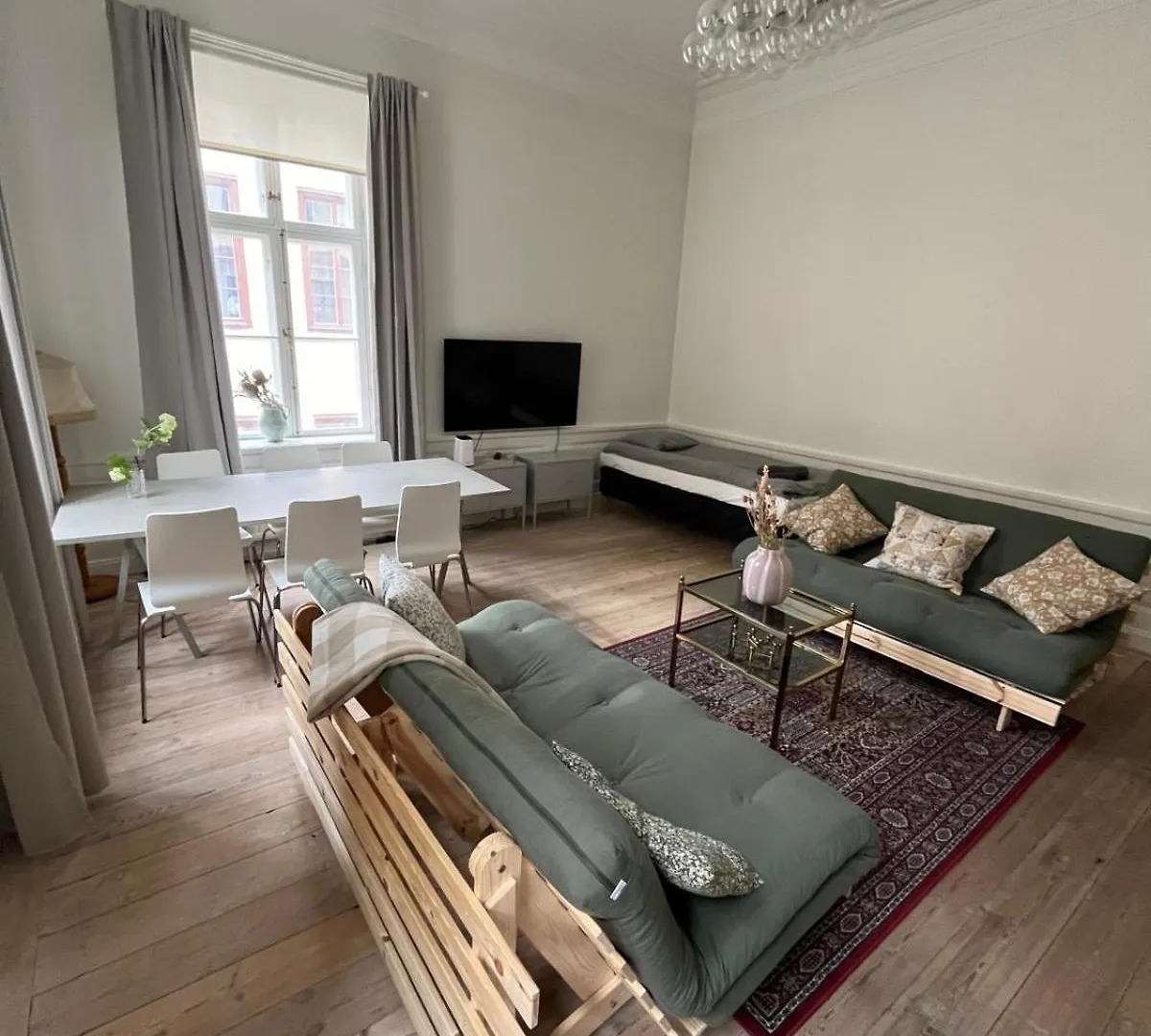 Home Inn Lng20 Stockholm